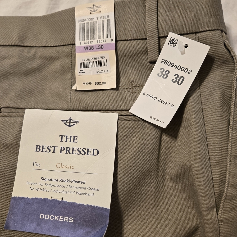 NWT Dockers Best Pressed Classic Fit Gray Pleated Pants Size 38 X 30 - Picture 5 of 6